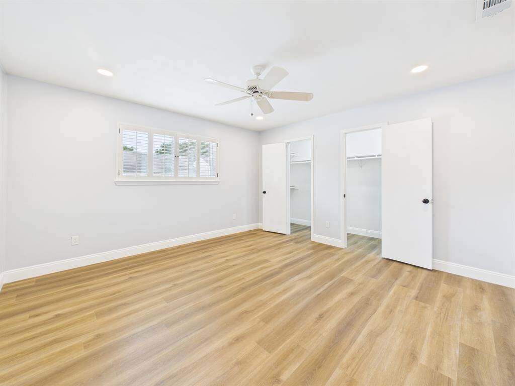 Huge Walk-in Closet