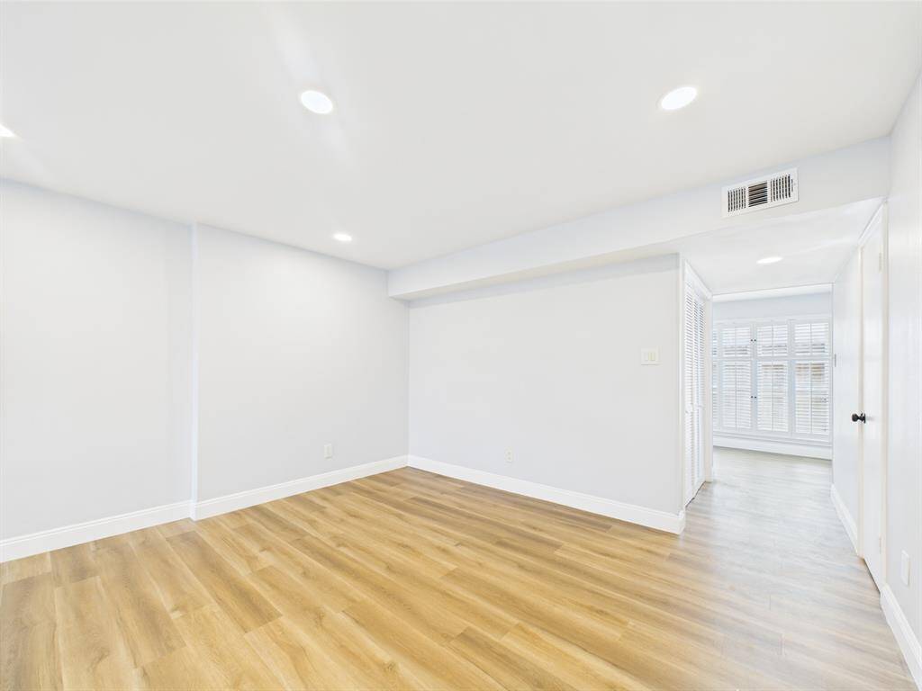 Enjoy a Large Living Room or Setup a Cozy Dining Area