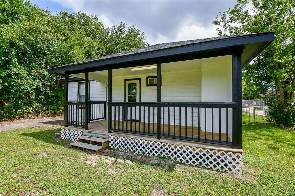 Backyard view of cover patio area