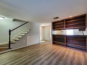 Welcome to 1205 Autrey #11. This charming boutique community boasts an exceptional location that is hard to beat! Its serene atmosphere combined with convenient access to local amenities makes it an ideal choice for those seeking both tranquility and accessibility.