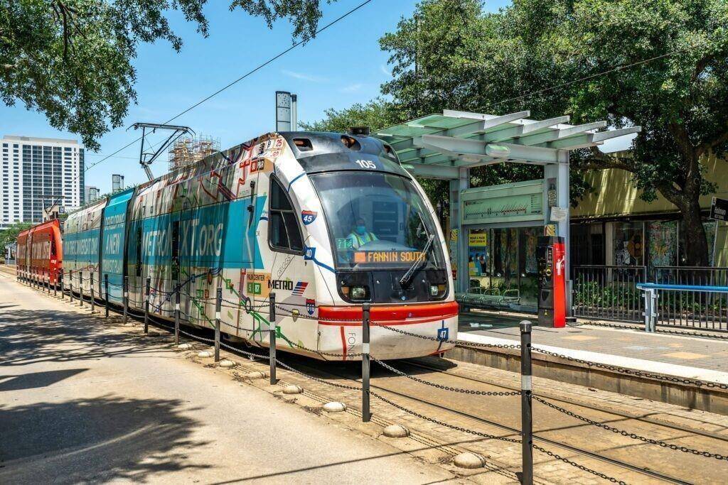 The Museum District station of the Metro light rail is merely a short stroll away, providing seamless access to downtown, NRG, and the Texas Medical Center.