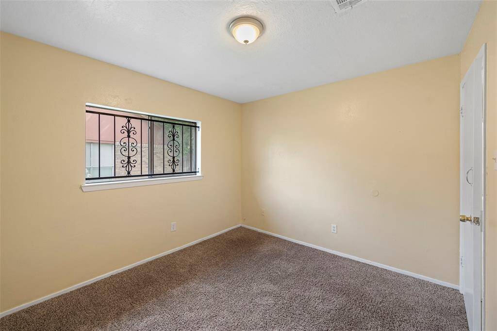Another secondary bedroom with soft carpet under foot!