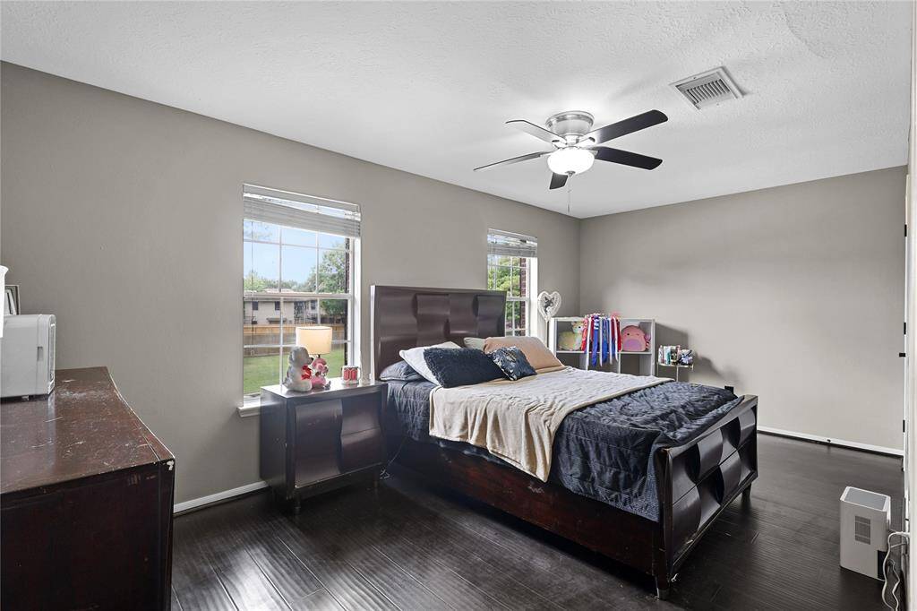 2nd Bedroom:  Another view