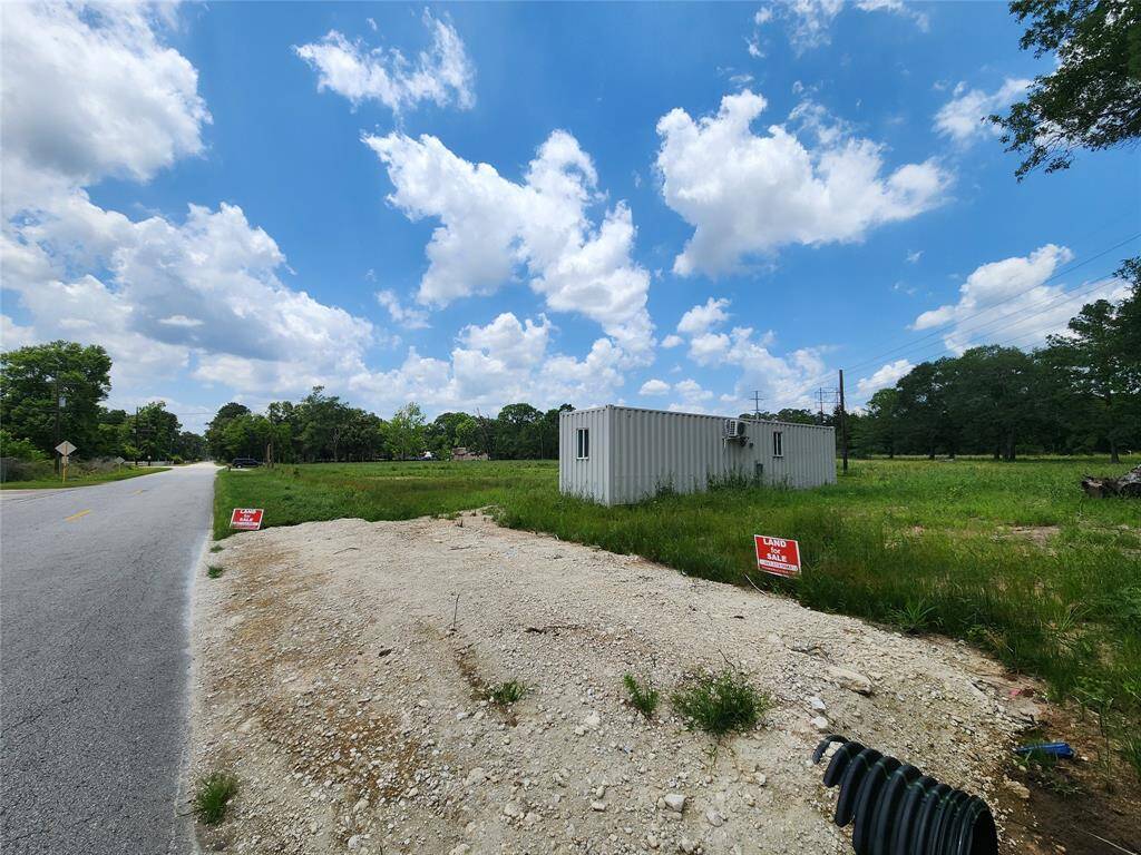 Mobile office located on Lot-2 available for separate purchase.