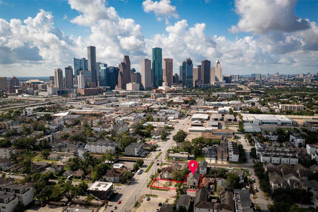 This is an aerial view from 1509 Summer St home in relation to downtown.