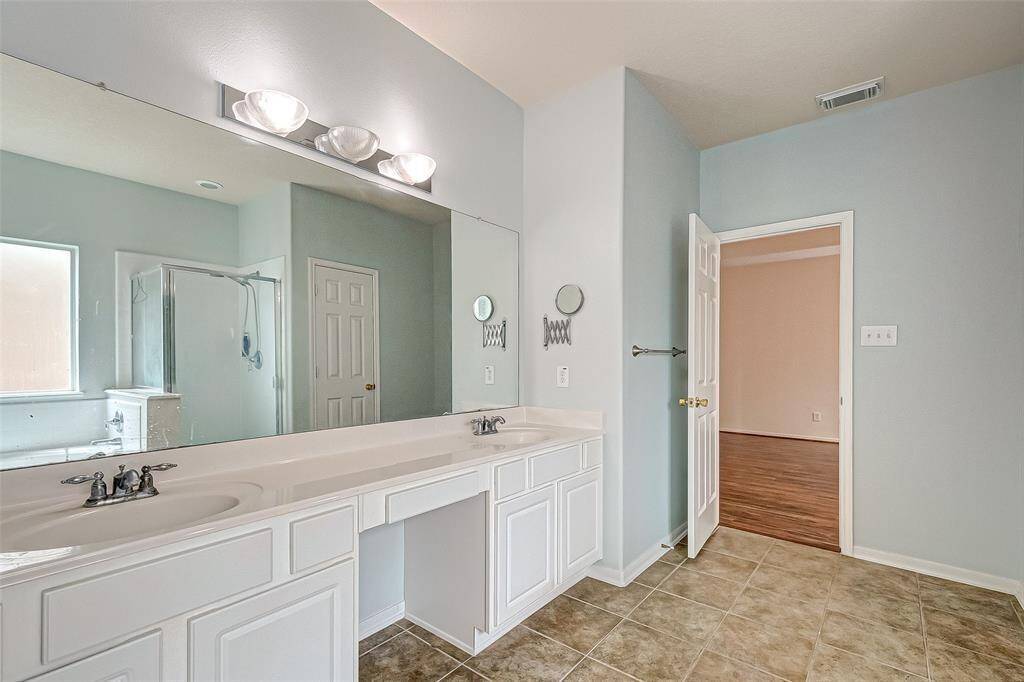 Primary bath room sinks