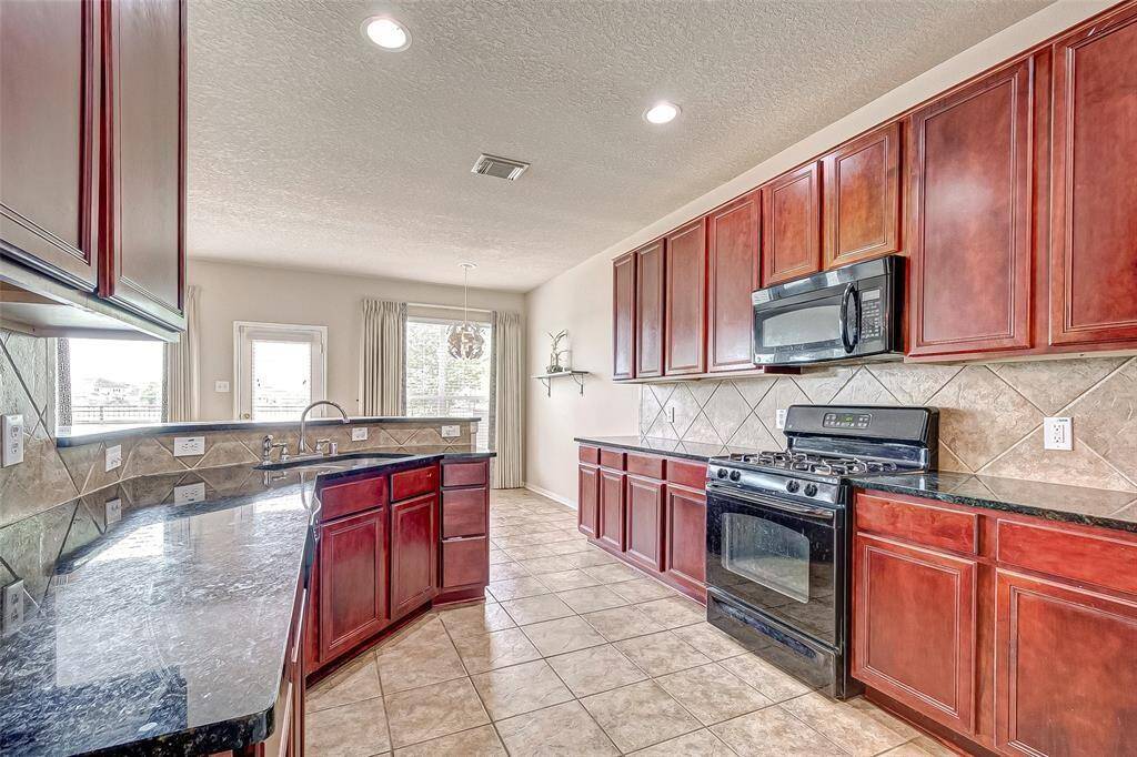 Nice pic of the Kitchen