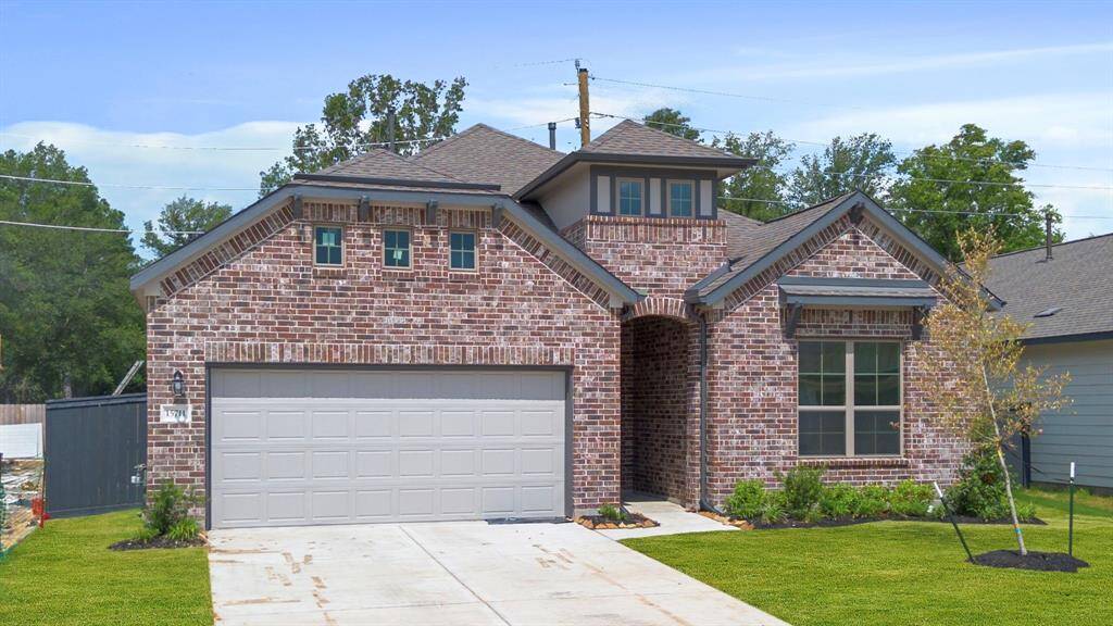 Welcome home to 15711 Mountain Laurel Lane located in the community of Cedar Pointe and zoned to Crosby ISD.