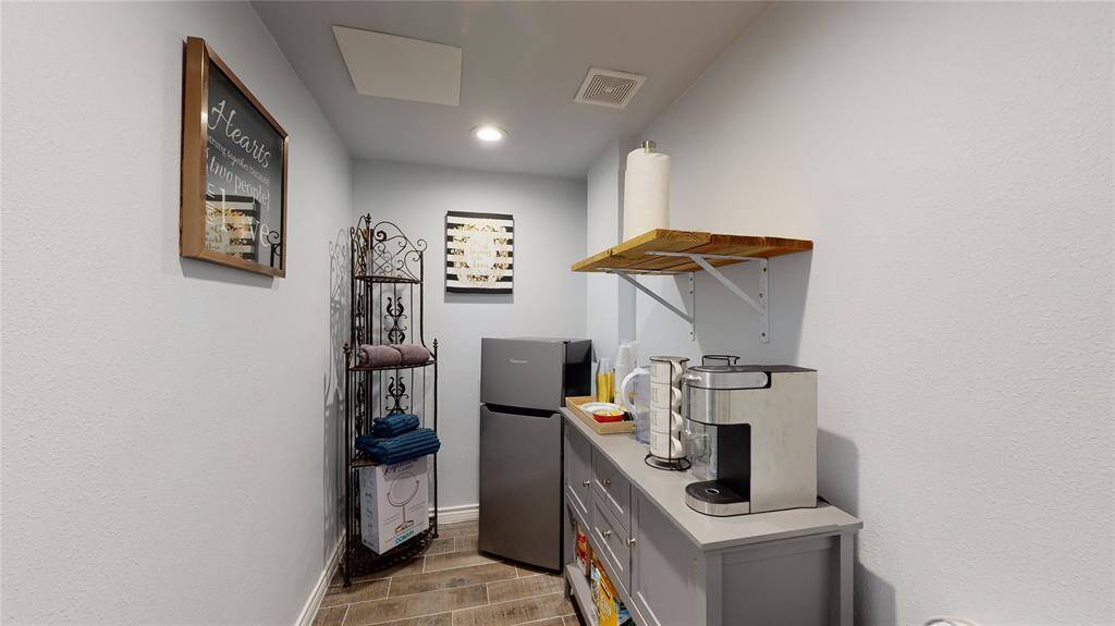Kitchenette