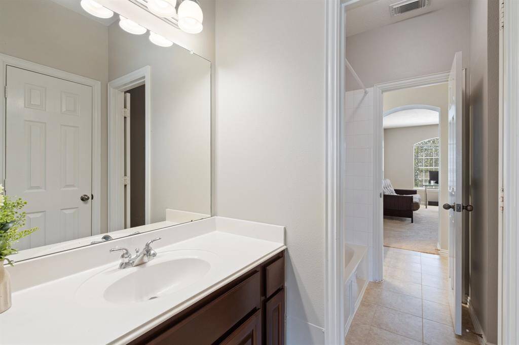1 of the sinks in Jack & Jill bathroom.
