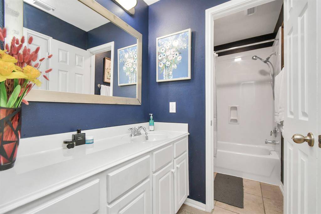 Bathroom #2