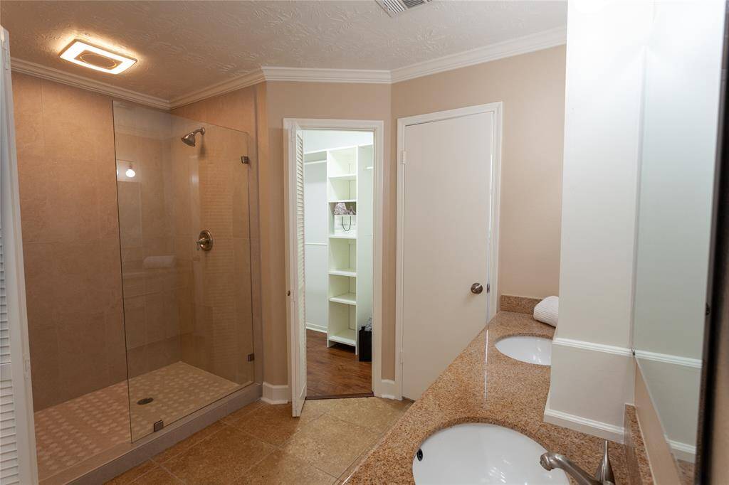 Brand new walk in shower!