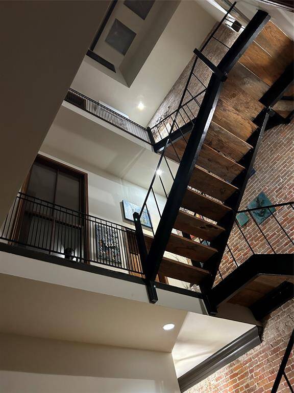 Building Interior2