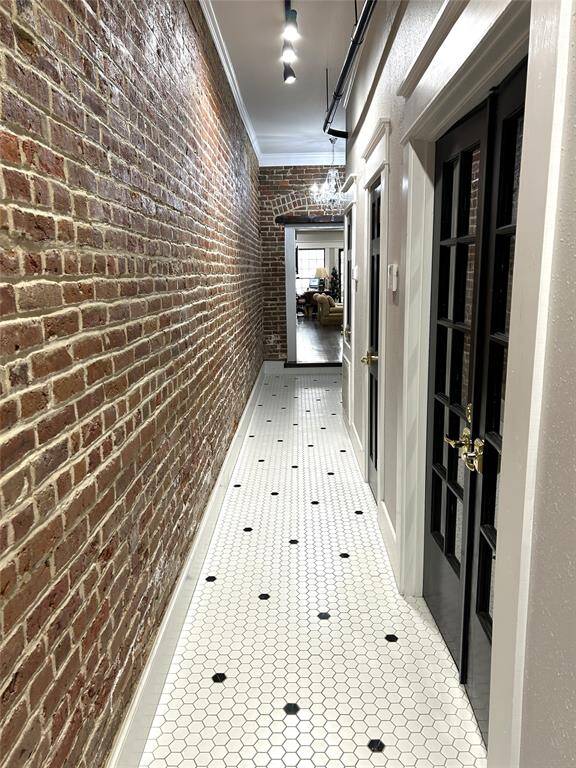 Floor 1 Entrance Hallway