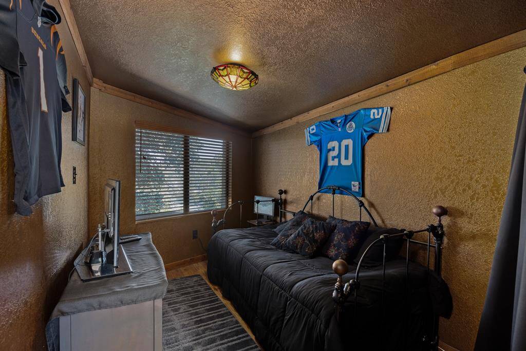 Guest bedroom I by the laundry room.