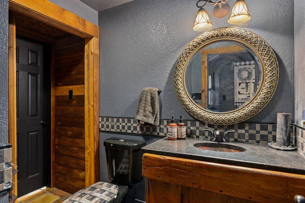 Powder room in the hallway.