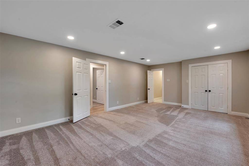 3rd Bedroom - another view.