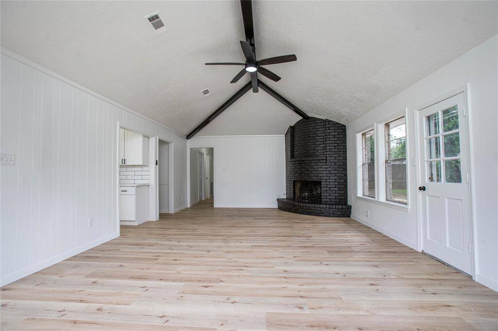 Enjoy the cozy fire place, high ceilings and the enormous living room with family and friends!