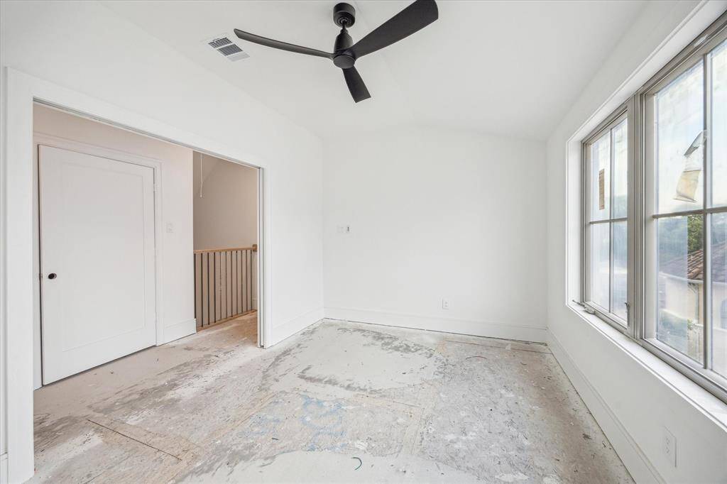 Flex space could be a play room, office, lounge, or more!