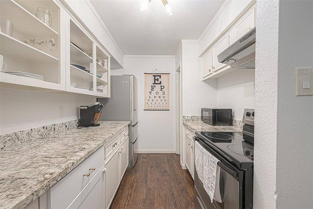 You will love to cook in this updated kitchen.