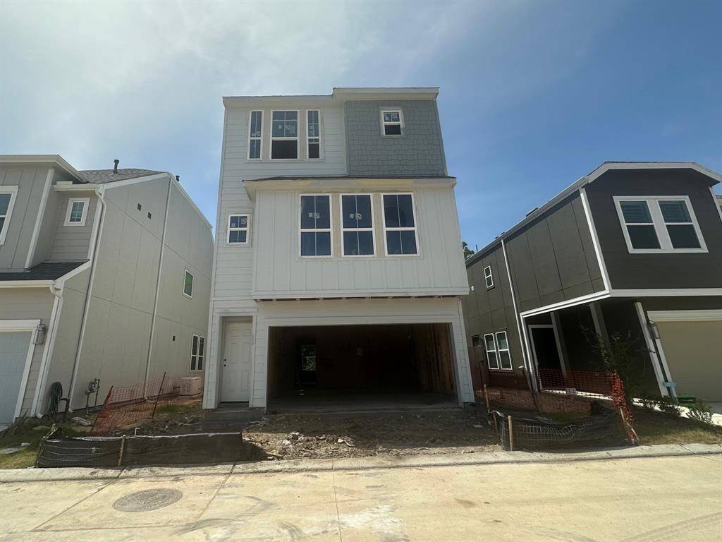 Three-story home with 4bedrooms, 3.5 baths and 2 car garage
