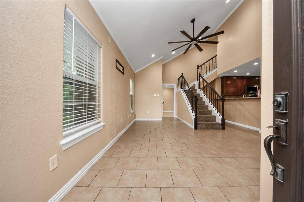 Entry way