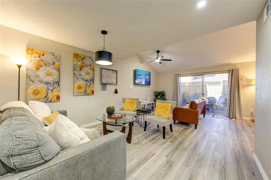 Open Living Area