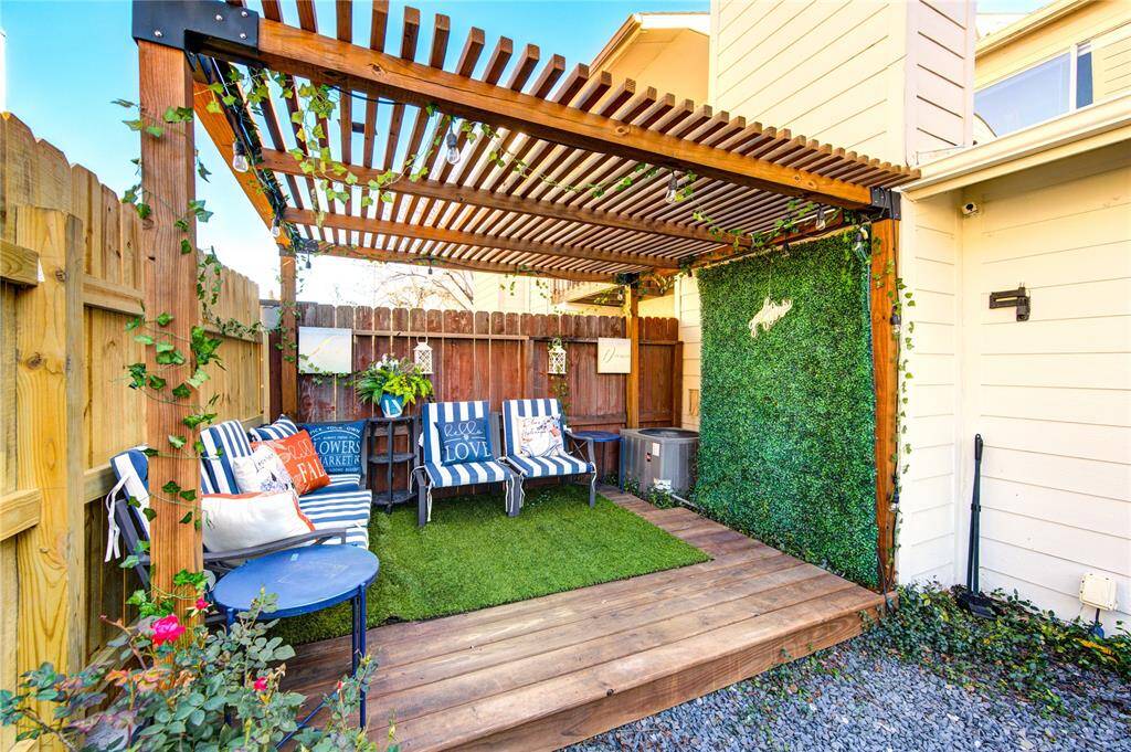 Fantastic Outdoor Entertaining Space