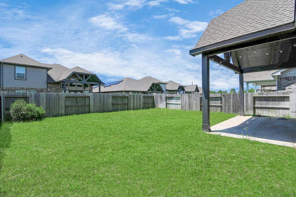 with plenty of room for outdoor activities