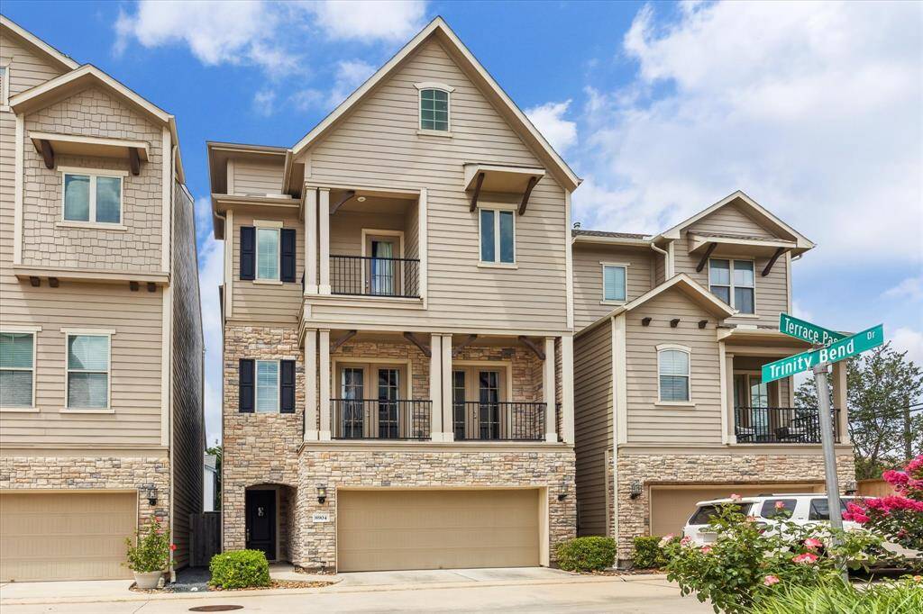 8904 Terrace Pass in the gated Knoll Park community is a beautiful 3BR/3.5 BA  home with features that make it stand out.  Built in 2017, this Energy Star home enjoys 3 separate balcony spaces, a turfed backyard, and numerous Smart Home features.  .