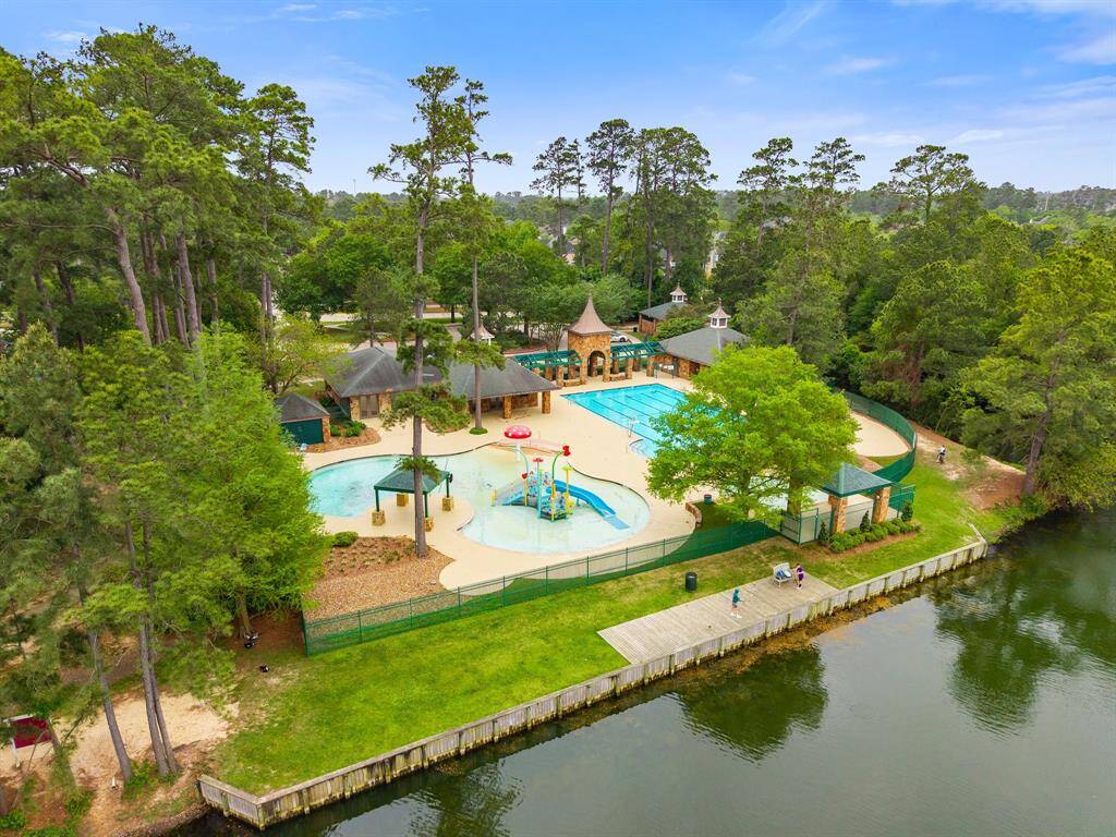 This community has all the amentities you could think of!