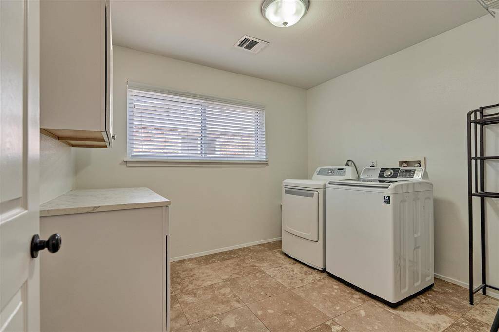 Large Laundry Room