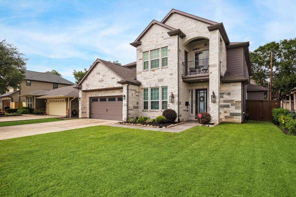Surrounded by other well-maintained homes, this property blends seamlessly into a picturesque suburban setting just minutes from local conveniences.