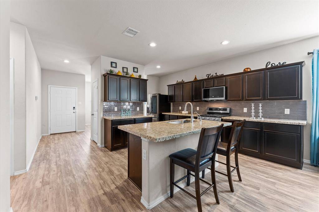 Lots of cabinet space