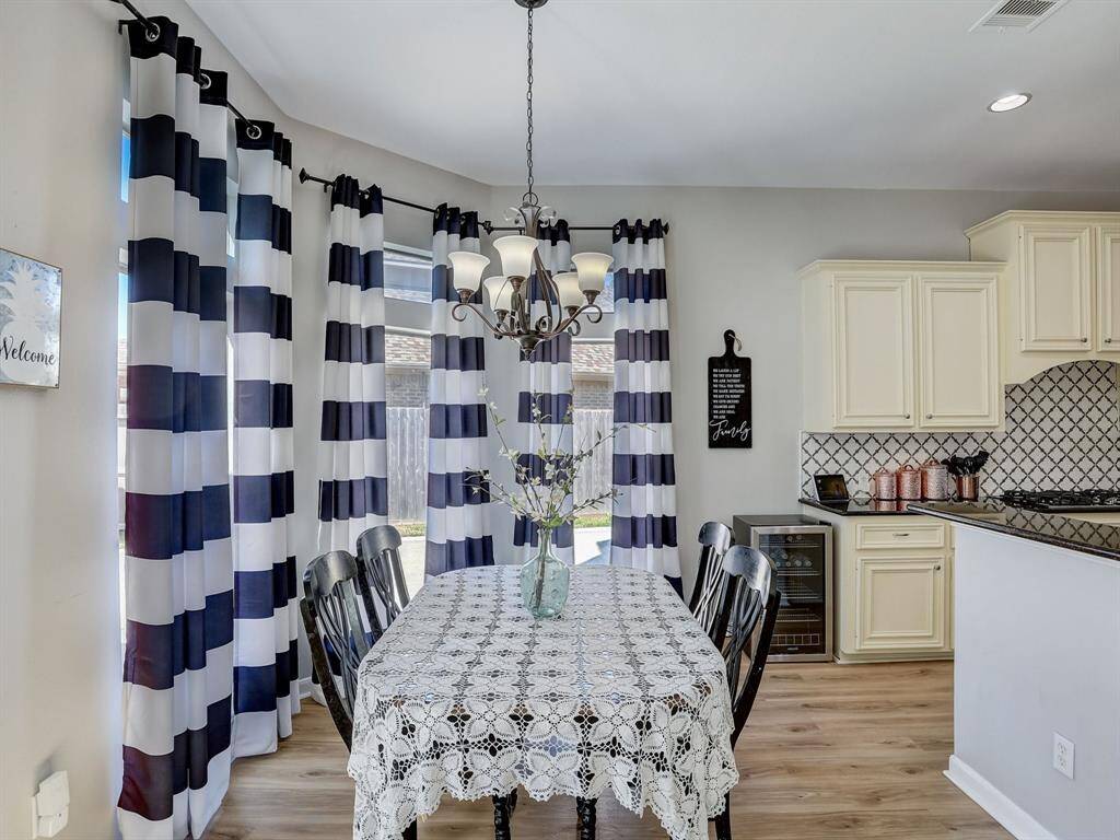 It's spacious and can accommodate a larger table if needed.