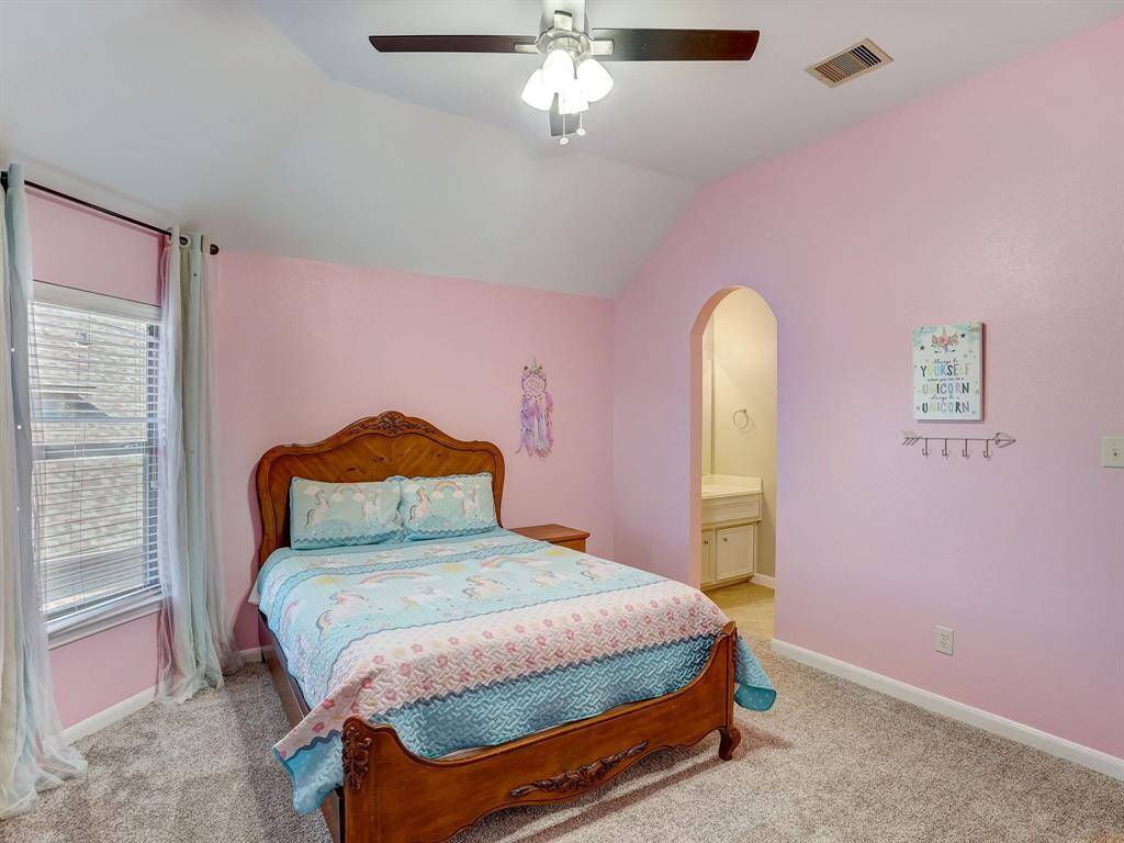 Bedroom 4 has a Hollywood bathroom that you can see in the background.
