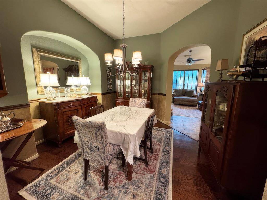 Formal Dining