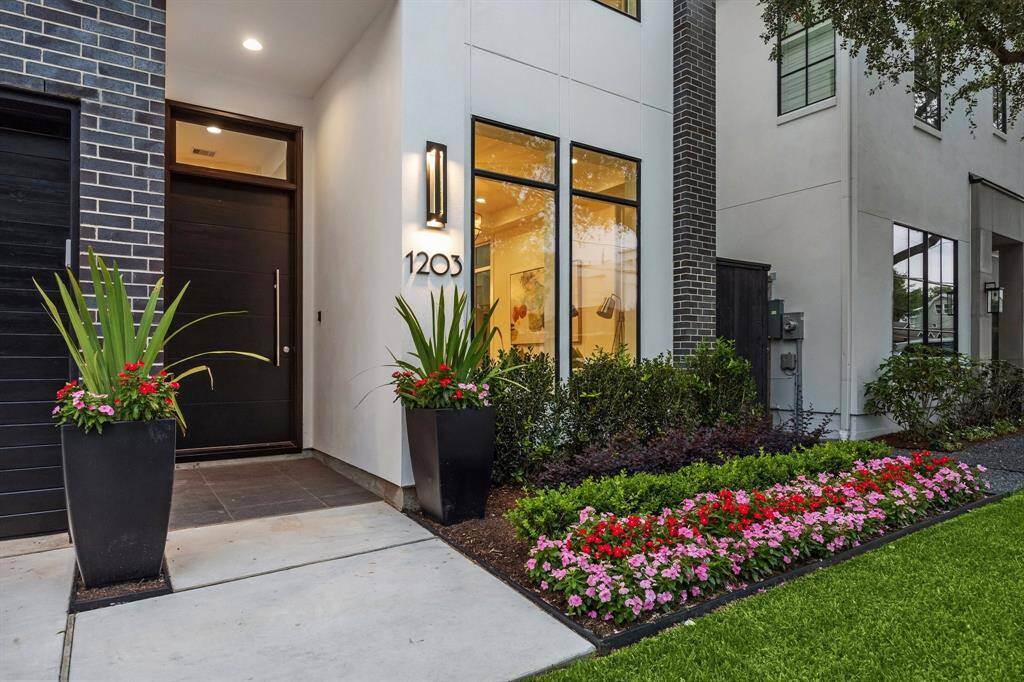 Closer view of the entrance of the home.