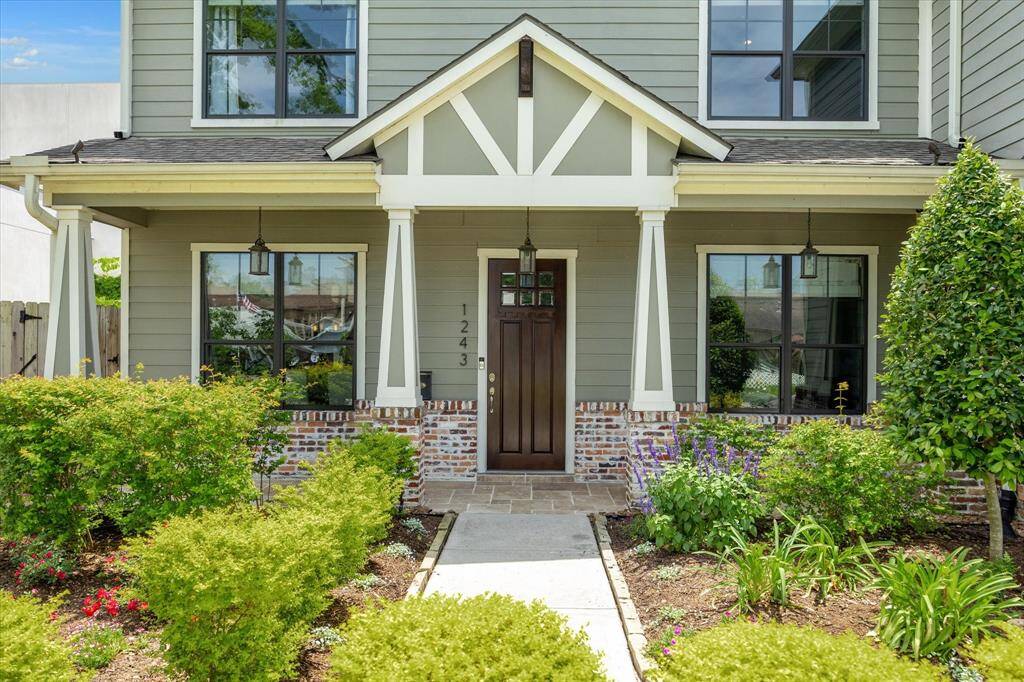 Welcome Home! Lovely covered front porch greets you!