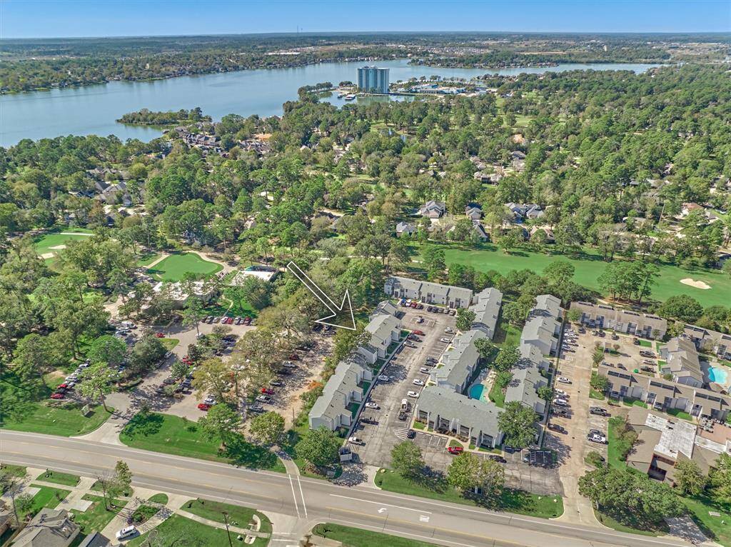 There is always something to do on the beautiful Lake Conroe and the Walden Golf Club and driving range are steps away!