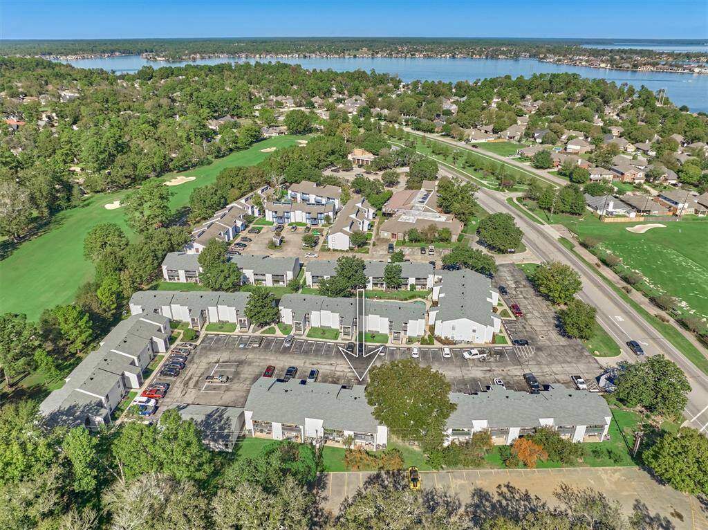 Surrounded by the lake and the golf course!