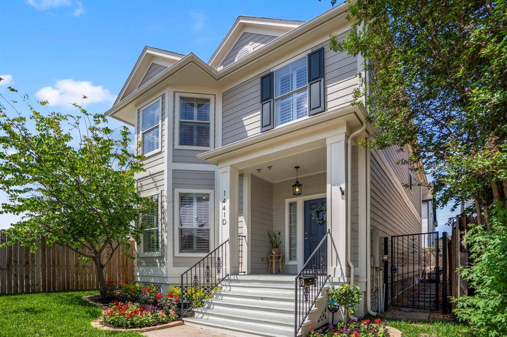 Set on a quiet Shady Acres street, this quintessential Heights beauty makes a striking first impression with its classic architecture, fresh landscaping, and welcoming front steps that lead you right into something special. With so many of the Heights’ favorite spots just a short stroll away, it’s the perfect blend of neighborhood charm and city convenience.