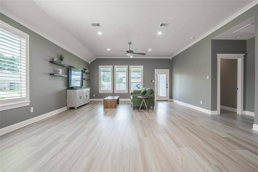 Updated LVP flooring throughout