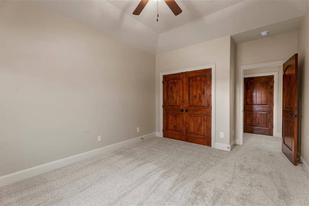 Bedroom #3 with personal en-suite