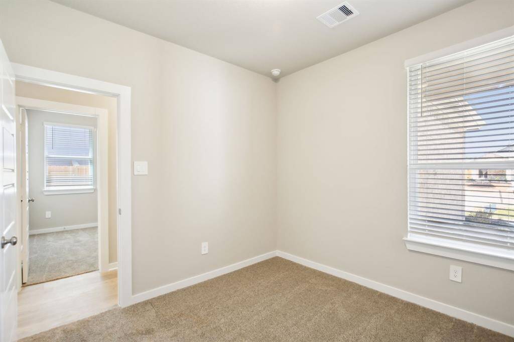 Photo is not of the actual home but is an inspirational photo of builder’s model home and may depict options, furnishings, and/or decorator features that are not included.