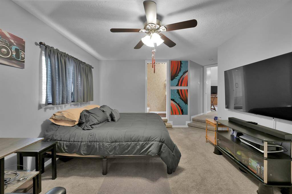 All the secondary bedrooms have ceiling fans.