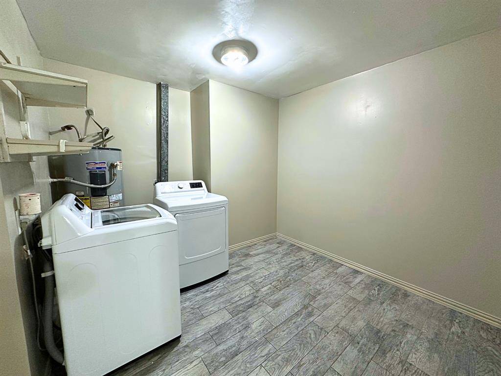 Washer & Dryer Included