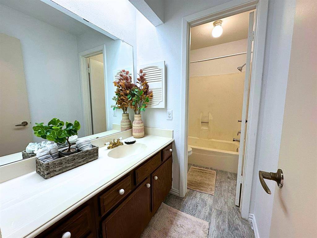 Secondary Bathroom