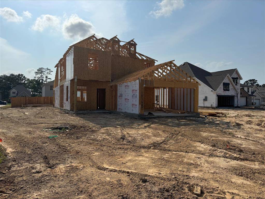 Two-story home with 4 bedrooms, 2.5 baths and 2 car garage
