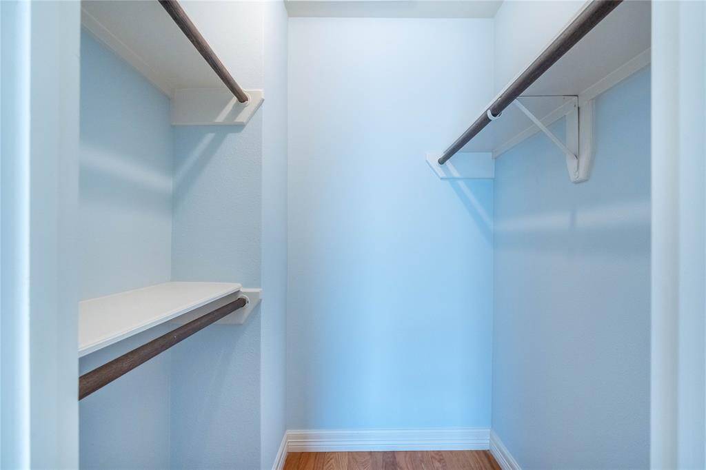 Walk In Closet
